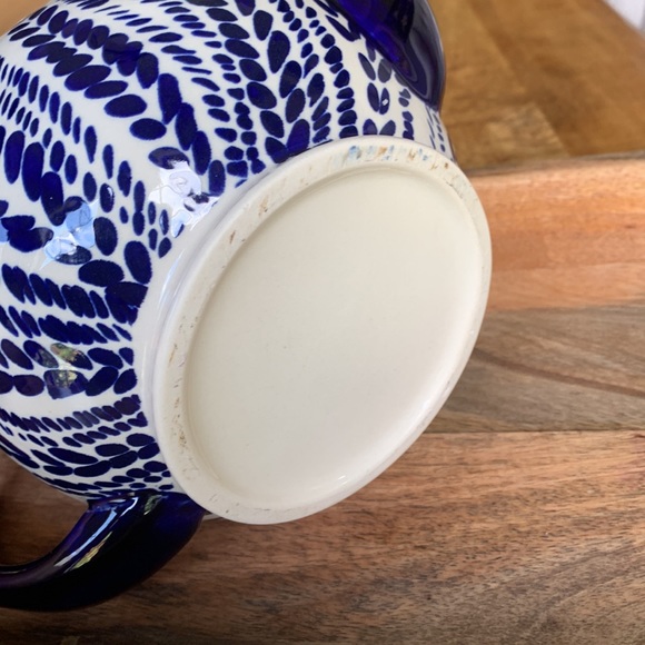 Blue and White Ceramic Teapot - Picture 12 of 12
